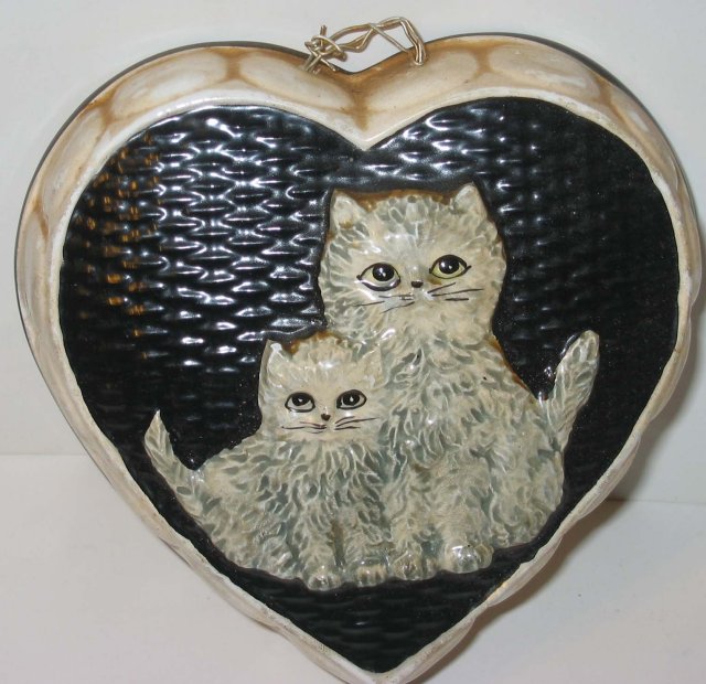VINTAGE CAT PLAQUE ~ HEART KITTEN COUNTRY SIGN