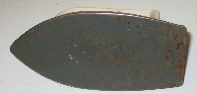 VINTAGE TOY IRON ~ METAL RED KID TOYS