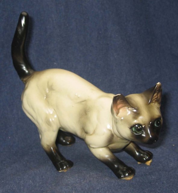 VINTAGE CAT STATUE ~ ESTATE FIND