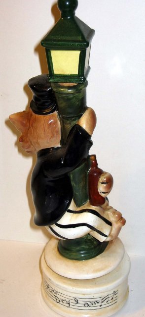 DRUNK CAT STATUE * OLD VINTAGE DRUNKEN CAT