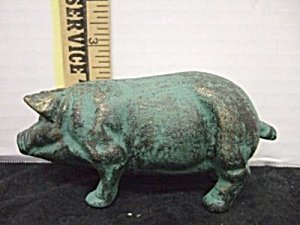 VINTAGE CAST IRON POT BELLY PIG