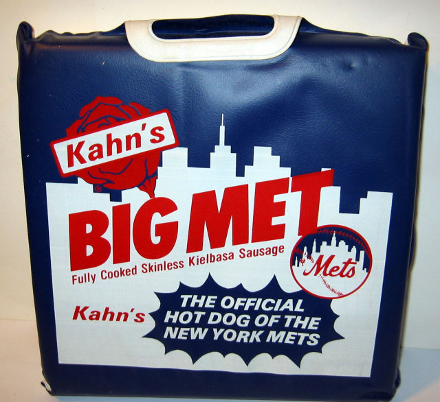 NY METS VINTAGE KAHNS HOT DOG SEAT CUSHION SHEA