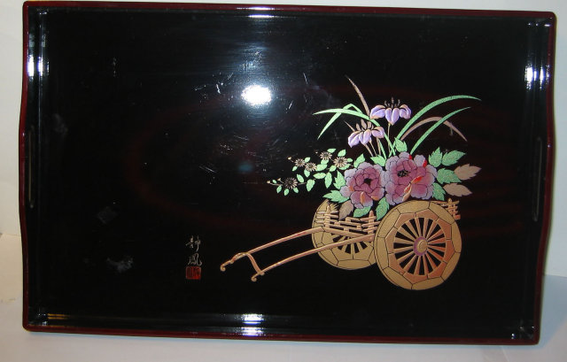 VINTAGE LAQUER JAPAN TRAY