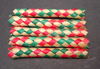 8 VINTAGE STRAW CHINESE FINGER TORTURE TOY