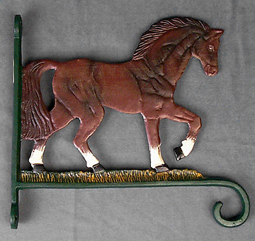 CAST IRON PAINTED HORSE BRACKET