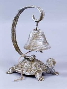 CAST IRON TURTLE DINNER BELL