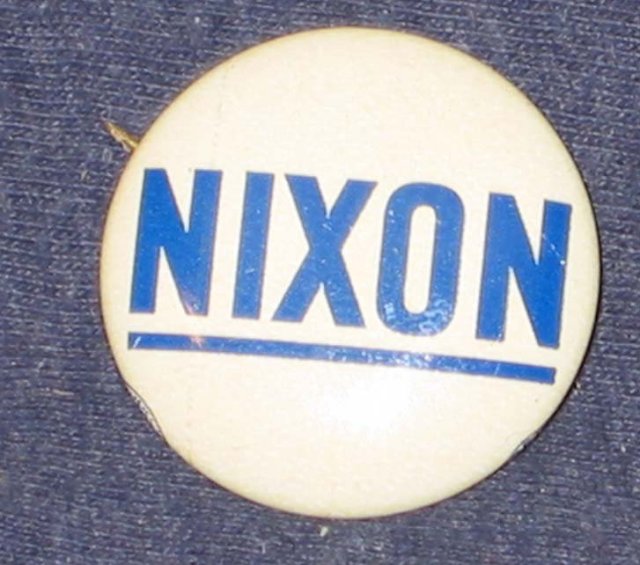 RICHARD NIXON CAMPAIGN PINBACK PIN