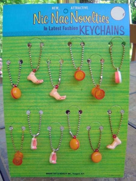 VINTAGE 1960S NOVELTY KEYCHAIN TOY STORE