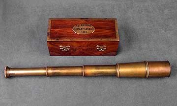 NEW TELESCOPE WITH WOODEN CASE