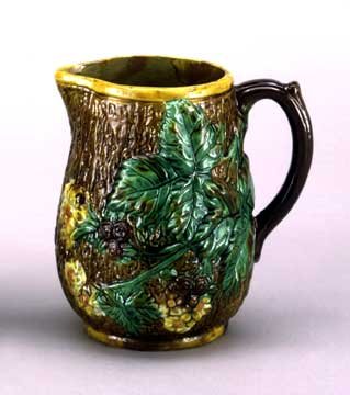 PORCELAIN BROWN LEAF FALL WATER DRINK PITCHER
