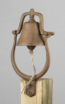 CAST IRON DINNER BELL / NEW