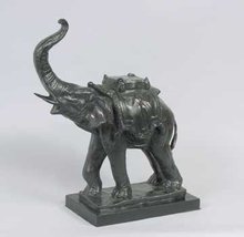 RESIN ELEPHANT STATUE / NEW