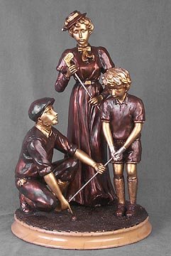 TEACHING GOLF STATUE / RESIN FIGURE