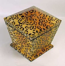 PAINTED ANIMAL LEOPARD PRINT BOX