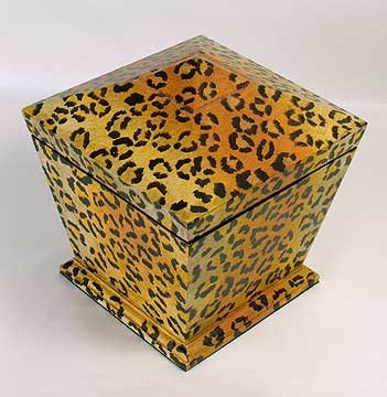 PAINTED ANIMAL LEOPARD PRINT BOX