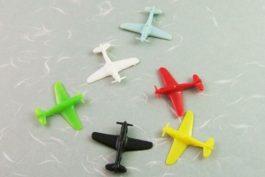 Plastic Airplane Gumball Toys