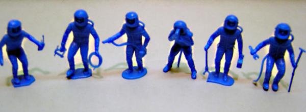 Spaceman Toy Figures - Vintage lot