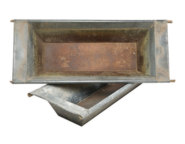 Galvanized Dough Bowl - Primitive Toy Box Planter