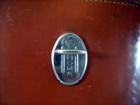 Medco Shaker Decanter in Leather Case