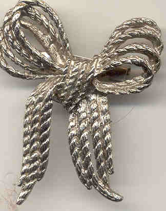 Bow Brooch Pin