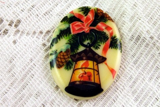 Christmas Lantern Holiday Carbochon Stone