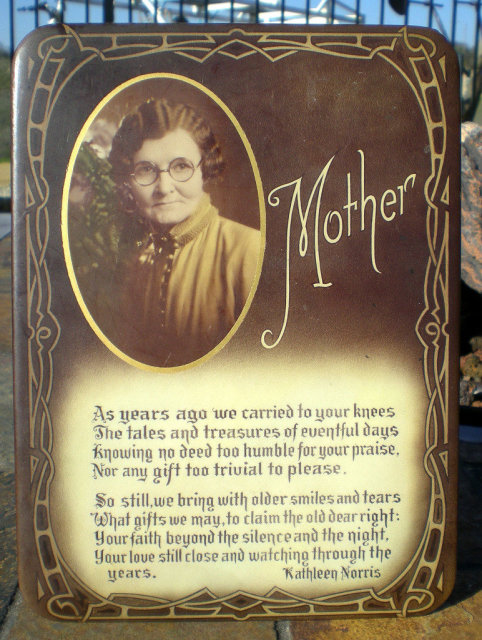 Mother Tribute Cello Sign