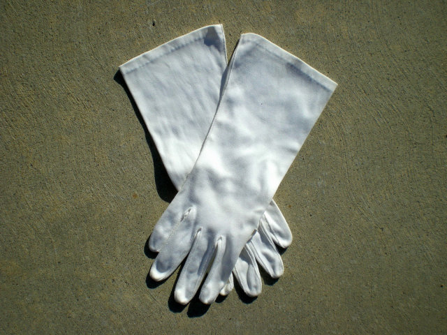 Cream Plain Costume Gloves
