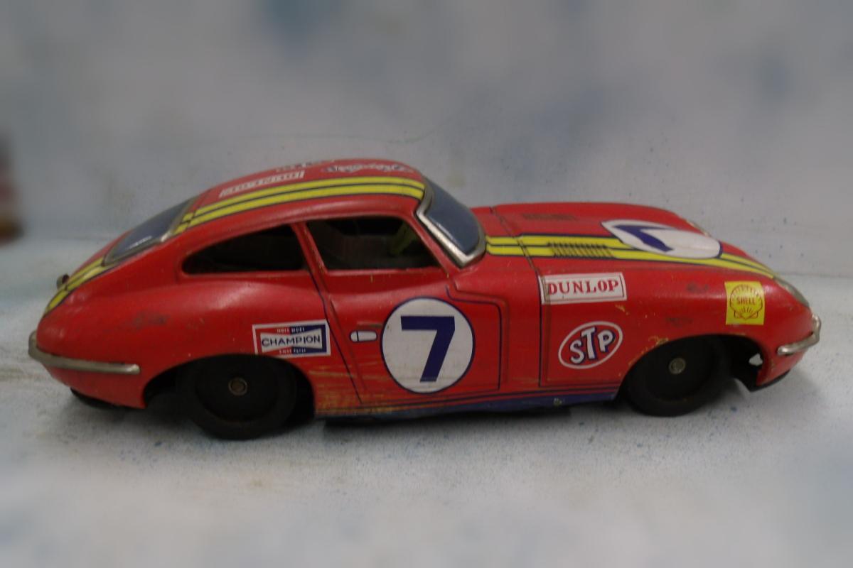 Tin Friction Jaguar