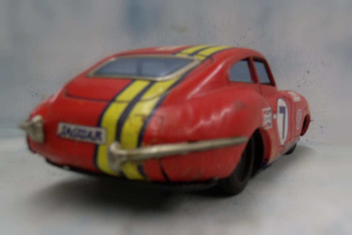 Tin Friction Jaguar