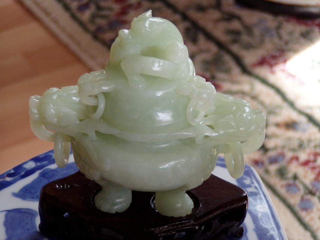 Chinese Jade Censer with dragon lid