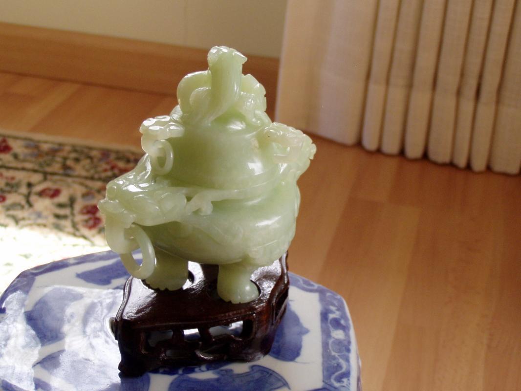 Chinese Jade Censer with dragon lid