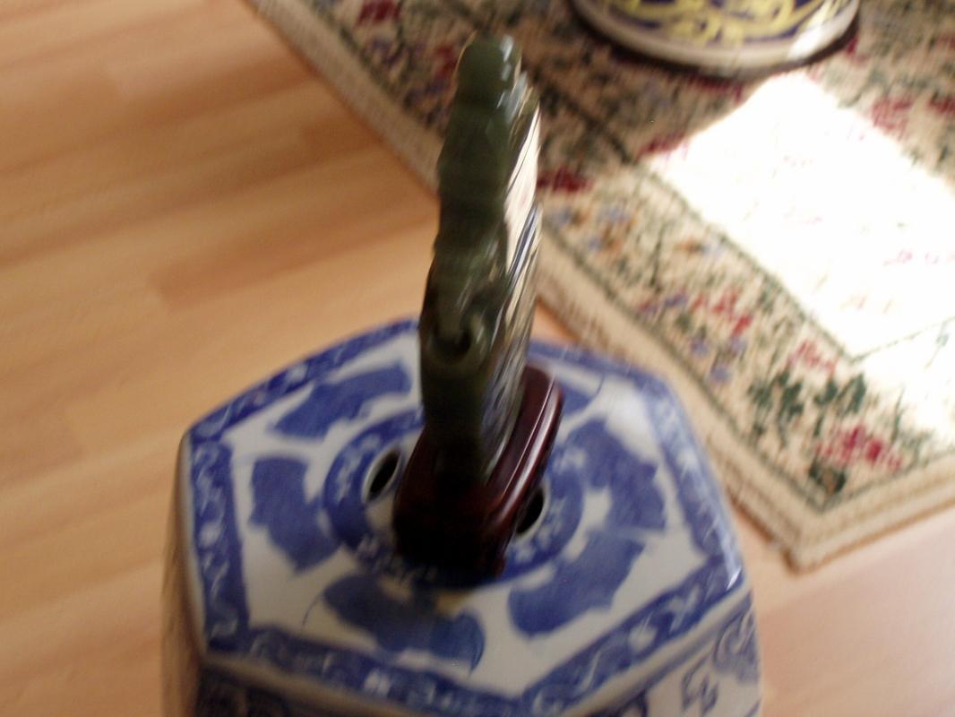 61/2 inch spinach jade carving of a vase