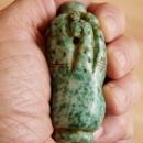 Chinese mottled green jade snuff bottle