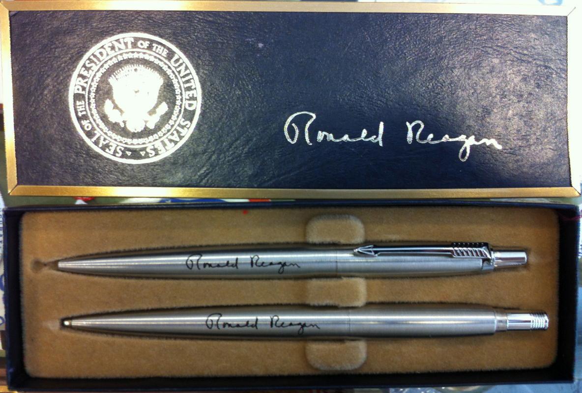 Ronald Reagan Pen and Pencil Set