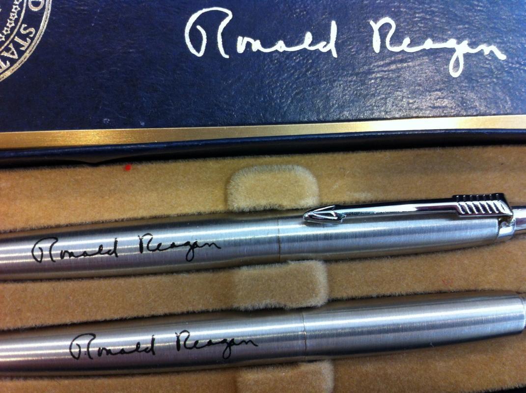 Ronald Reagan Pen and Pencil Set