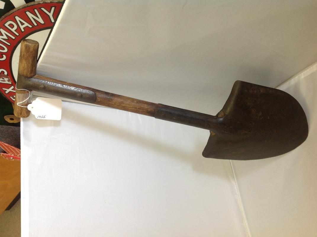 WWI Trench Shovel