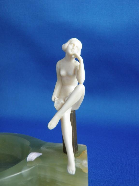 Art Deco Ivory Nude Flapper Lady on Onyx Base Ashtray Vanity Tray
