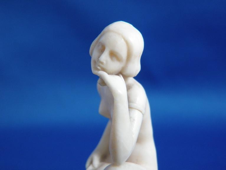 Art Deco Ivory Nude Flapper Lady on Onyx Base Ashtray Vanity Tray