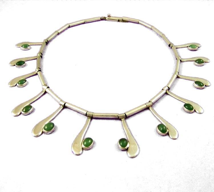 Vintage Sterling Silver Taxco Mexico Necklace Cabachon Nephrite Jade VSA Designer