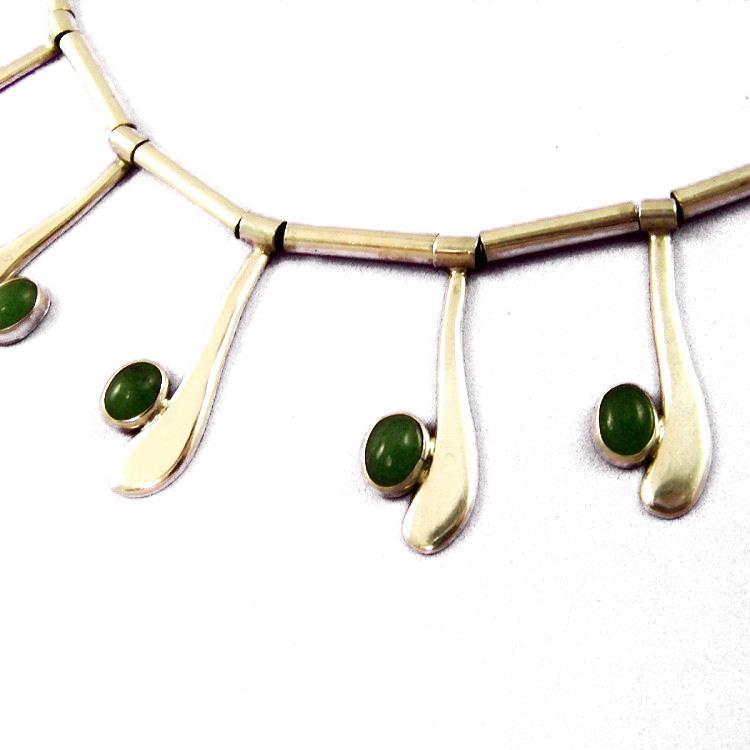 Vintage Sterling Silver Taxco Mexico Necklace Cabachon Nephrite Jade VSA Designer