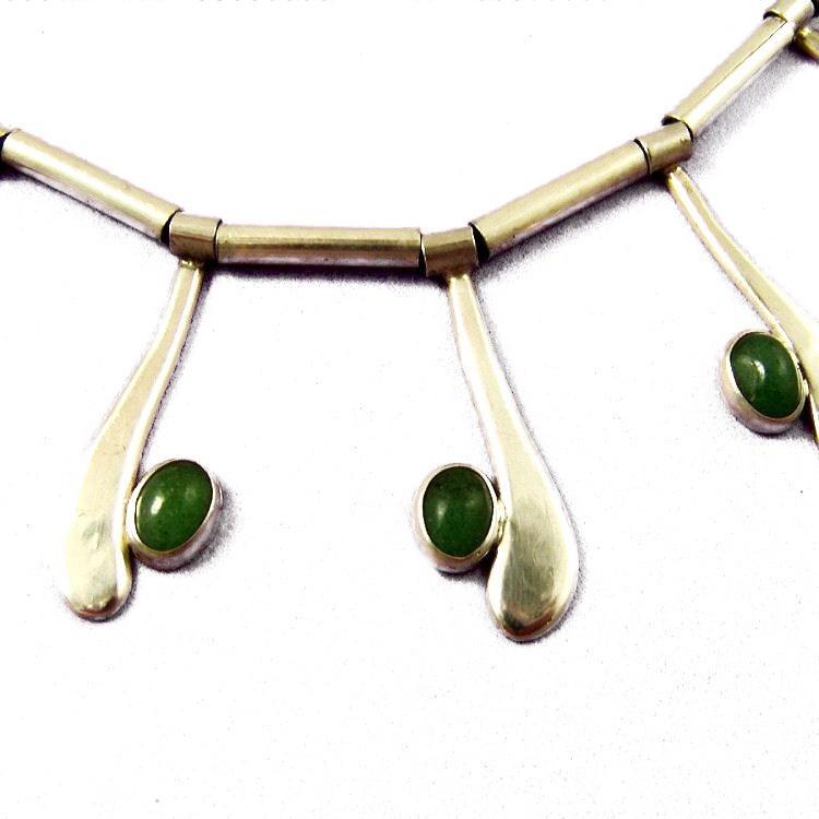 Vintage Sterling Silver Taxco Mexico Necklace Cabachon Nephrite Jade VSA Designer