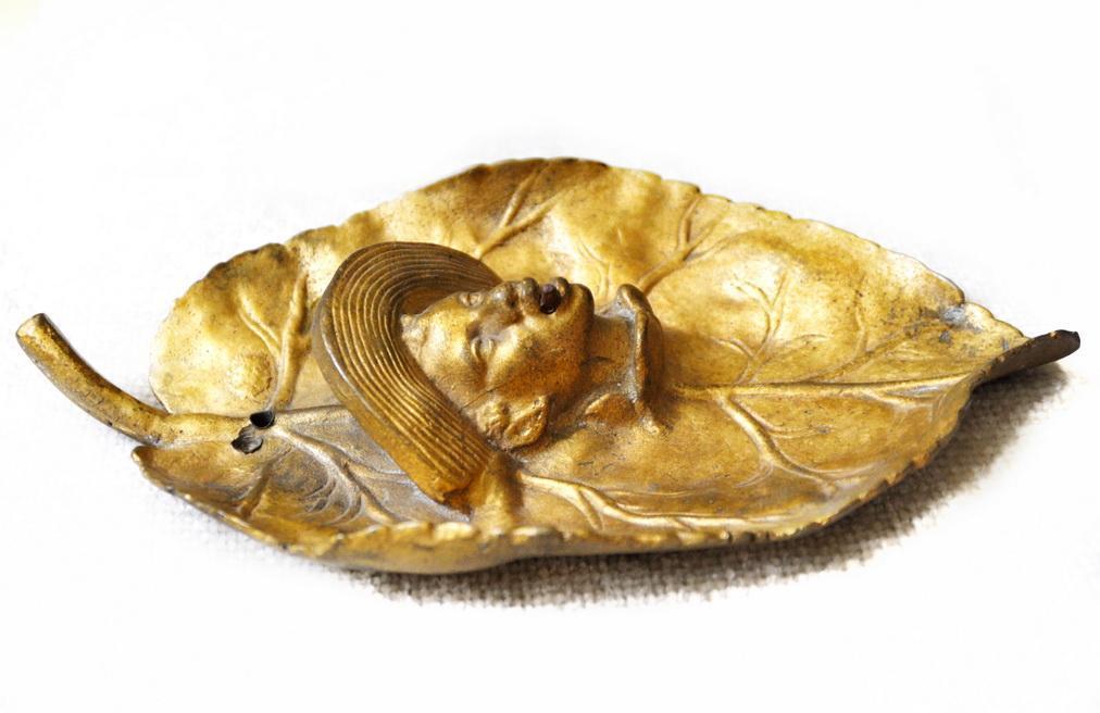 19th Century Black Ameriana Smoking Johnny Griffin Tobacco Leaf Bronze Wall Plaque