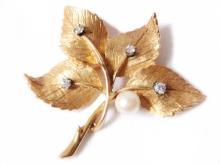 Vintage Brooch 14kt Solid Yellow Gold, Pearl Diamond 60's Vintage Leaf Pin High Fashion Jewelry