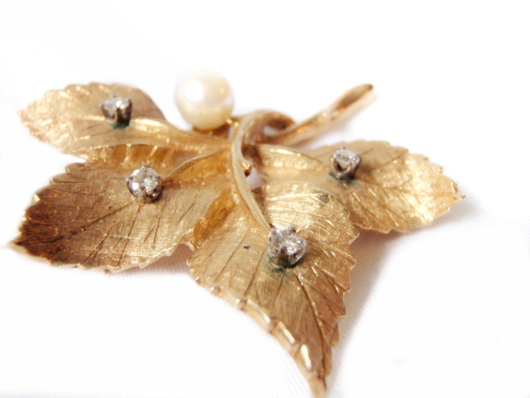 Vintage Brooch 14kt Solid Yellow Gold, Pearl Diamond 60's Vintage Leaf Pin High Fashion Jewelry