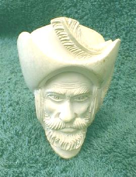 MEERSHAUM Pipe Musketeer Man with Face - OLD