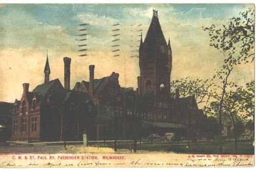 CM&StP Railroad Depot Milwaukee, WI - Old Post Card