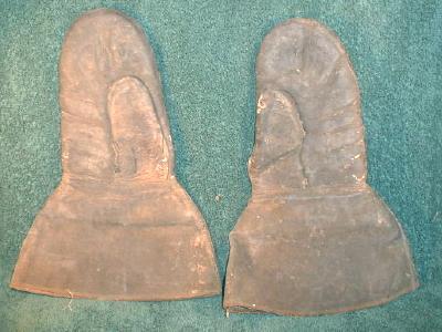 Antique LEATHER Mitts Horse Driving Mittens