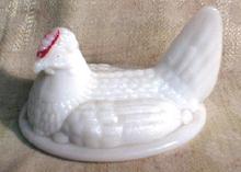 White Milk Glass Hen on Nest Cover - Vintage
