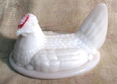 White Milk Glass Hen on Nest Cover - Vintage