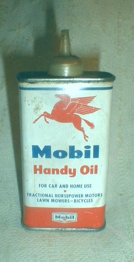 Old MOBIL Handy Oil Can 4 OZ. Plastic Spout
